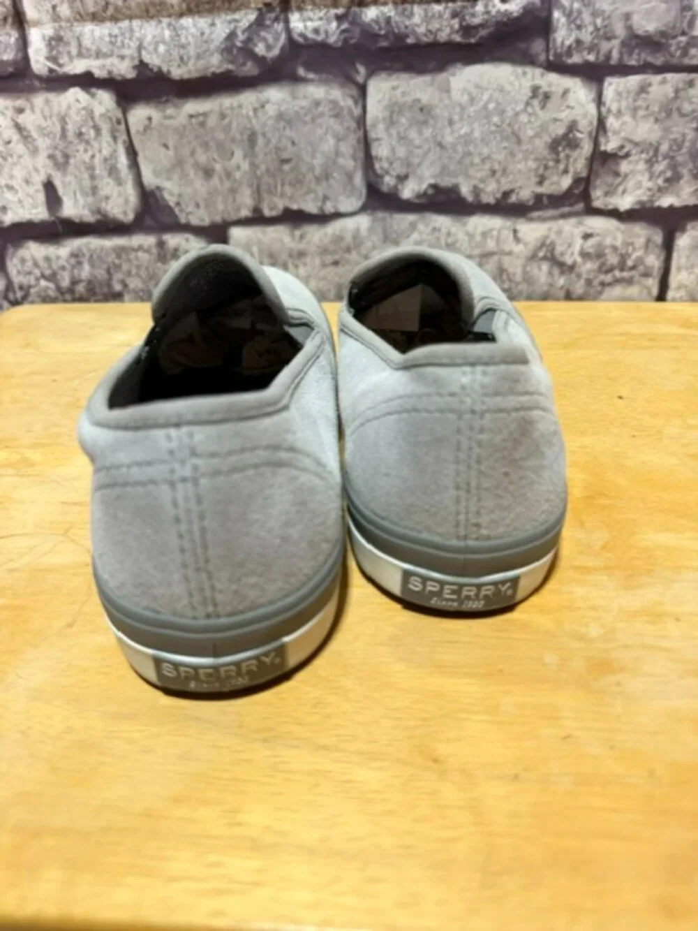 Sperry Top Sider Gray Slip On Flats Size 8